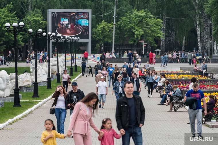 Пятьдесят восьмой день вынужденных выходных из-за ситуации с распространением коронавирусной инфекции CoVID-19. Екатеринбург