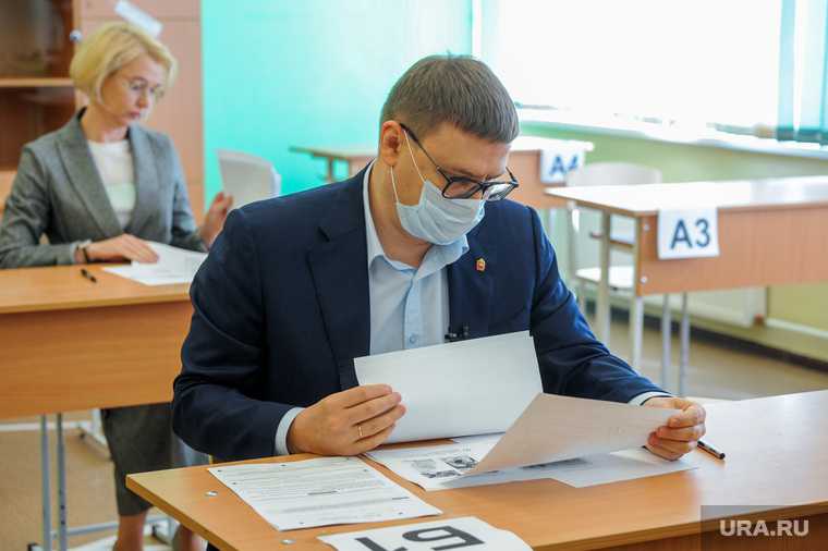 Алексей Текслер сдал пробный ЕГЭ по истории. Челябинск
