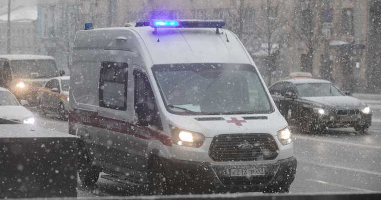 Водителя грузовика попавшего в ДТП с военными автобусами задержали