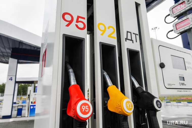 резкий рост бензин автомобиль прогноз Россия топливо цена нефть