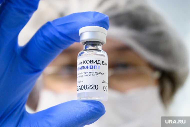 Российскую вакцину Спутник V признали научным прорывом года