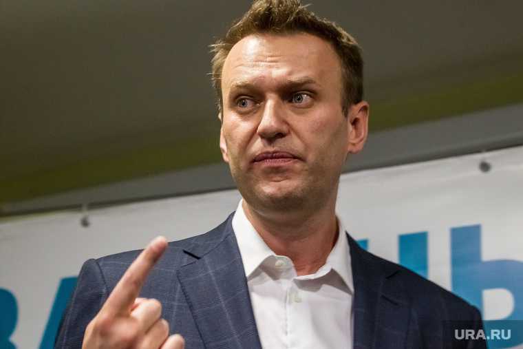 Оскорблённый Навальным ветеран выступил с речью в суде