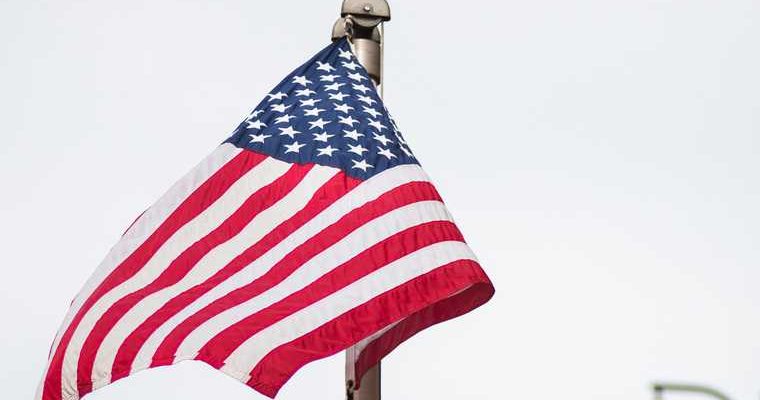 захват конгресс США похищение насилие сенатор