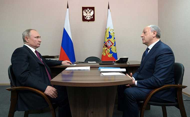 Путин назвал новое требование к губернаторам