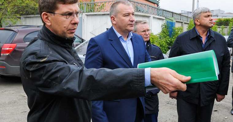 Челябинская область минстрой Белавкин замминистра взятка СКР дело