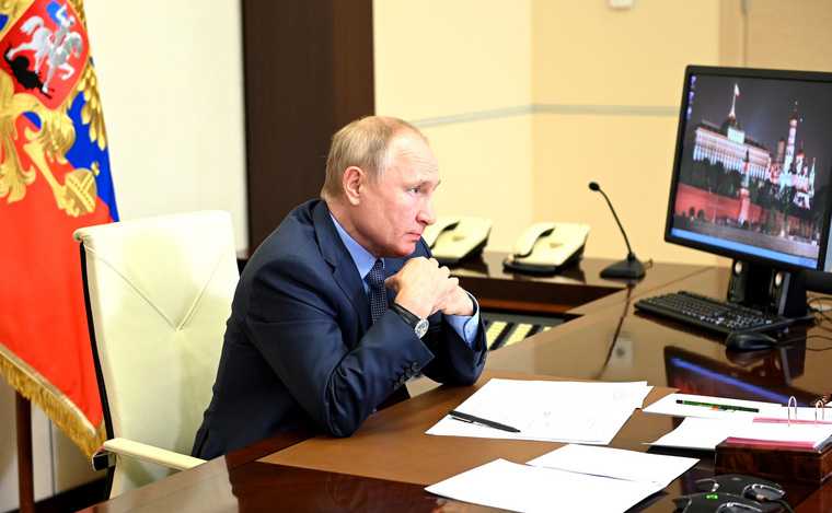 Путин предупредил россиян о новом виде карантина